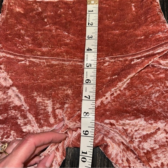 Lululemon Wunder Lounge High-Rise Tight 28" *Crushed Velvet in Soft Cranberry, 4 - Picture 9 of 13